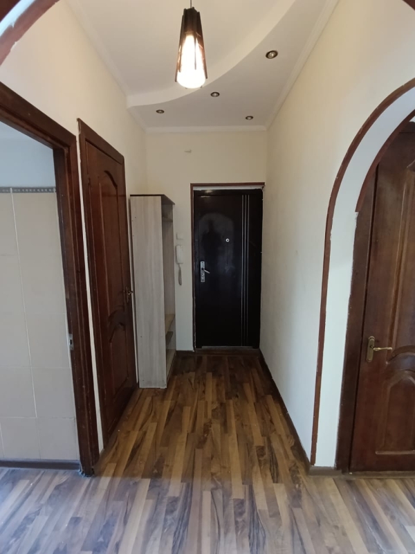 Продаю 3-к квартиру (62 м²) в Бишкеке