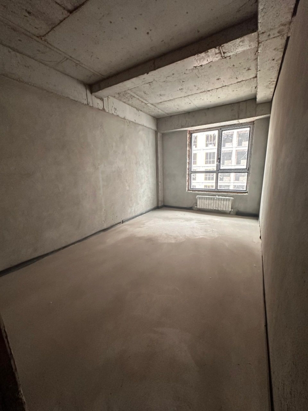 Продаю 1-к квартиру (42 м²) в Бишкеке