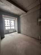 Продаю 1-к квартиру (42 м²) в Бишкеке