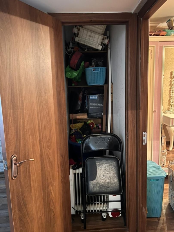 Продаю 3-к квартиру (58 м²) в Бишкеке