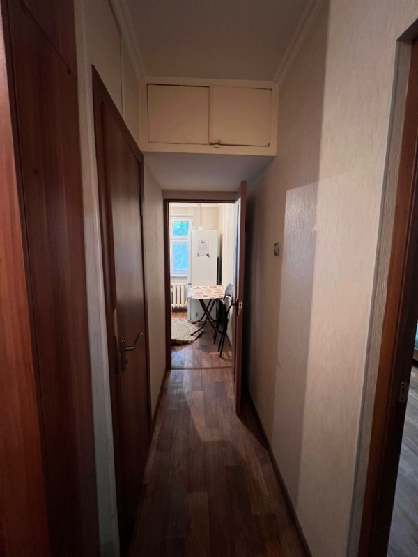Продаю 3-к квартиру (58 м²) в Бишкеке