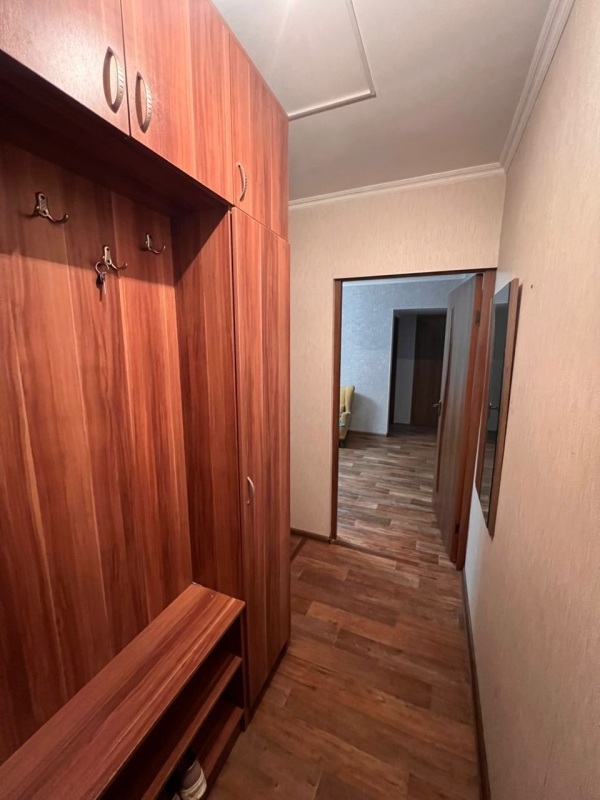 Продаю 3-к квартиру (58 м²) в Бишкеке