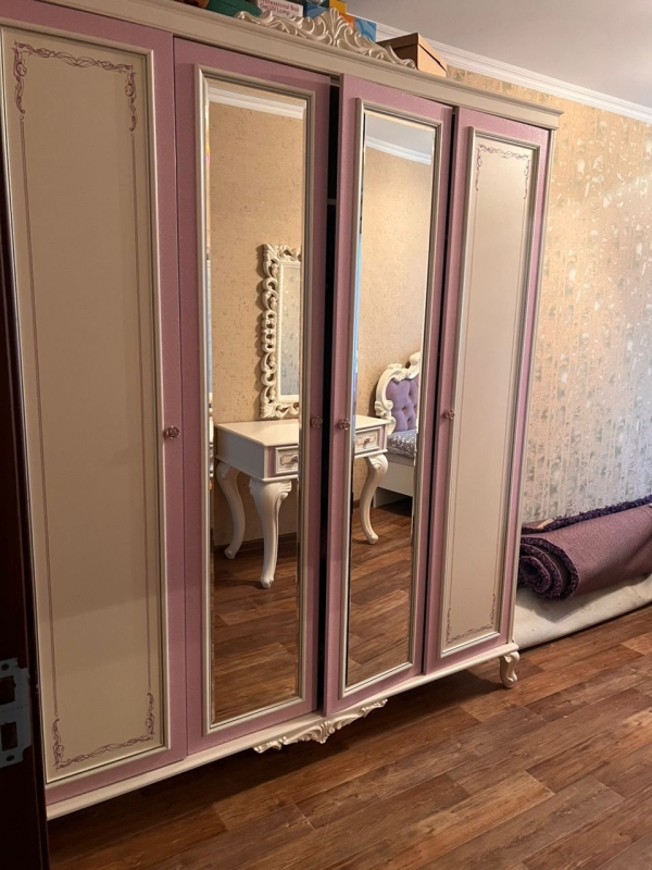 Продаю 3-к квартиру (58 м²) в Бишкеке