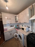 Продаю 3-к квартиру (58 м²) в Бишкеке