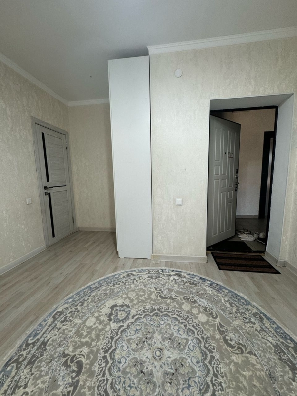 Продаю 1-к квартиру (46 м²) в Бишкеке