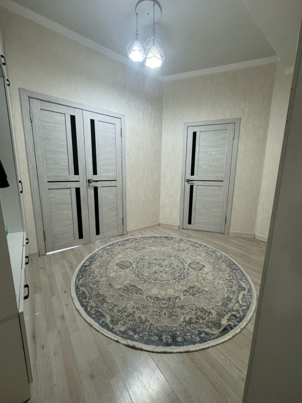 Продаю 1-к квартиру (46 м²) в Бишкеке