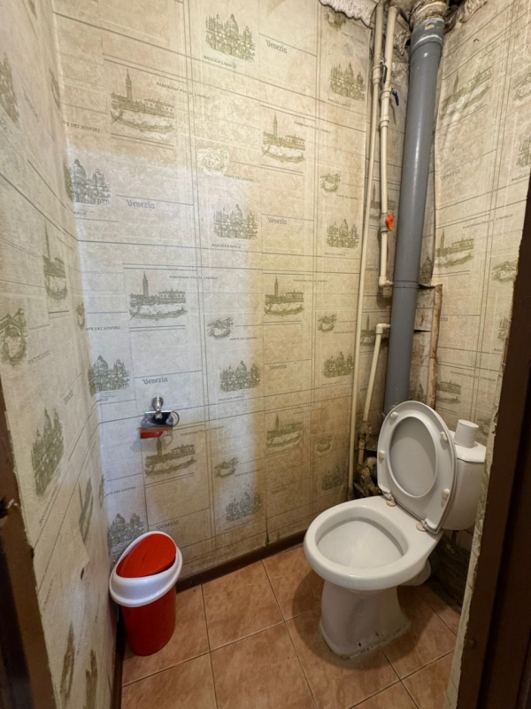 Продаю 2-к квартиру (58 м²) в Бишкеке