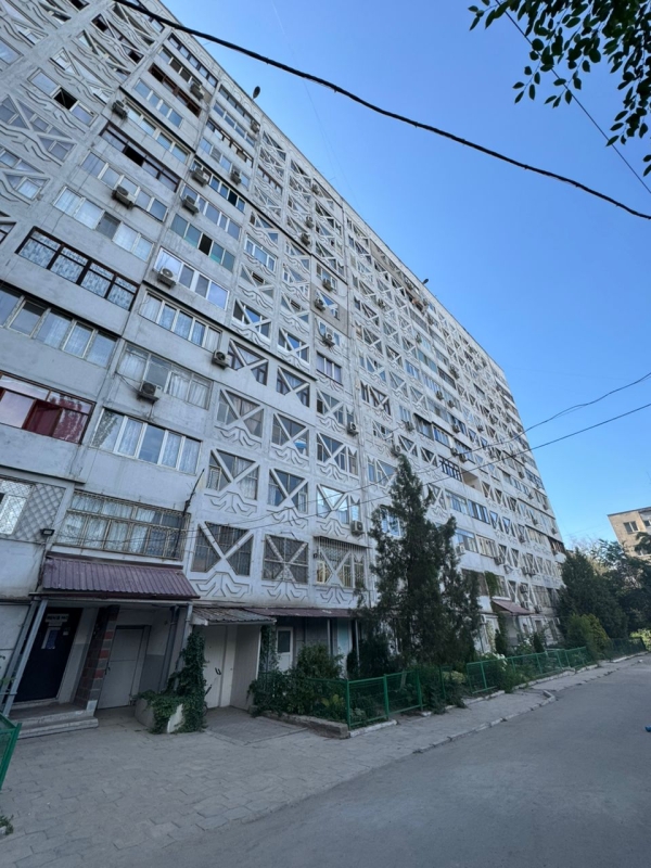 Продаю 2-к квартиру (58 м²) в Бишкеке