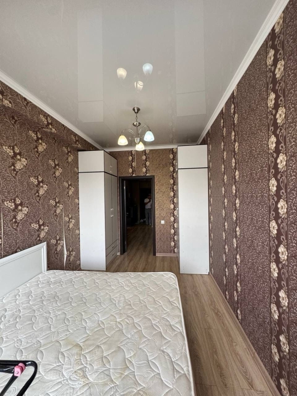 Продаю 3-к квартиру (118 м²) в Бишкеке