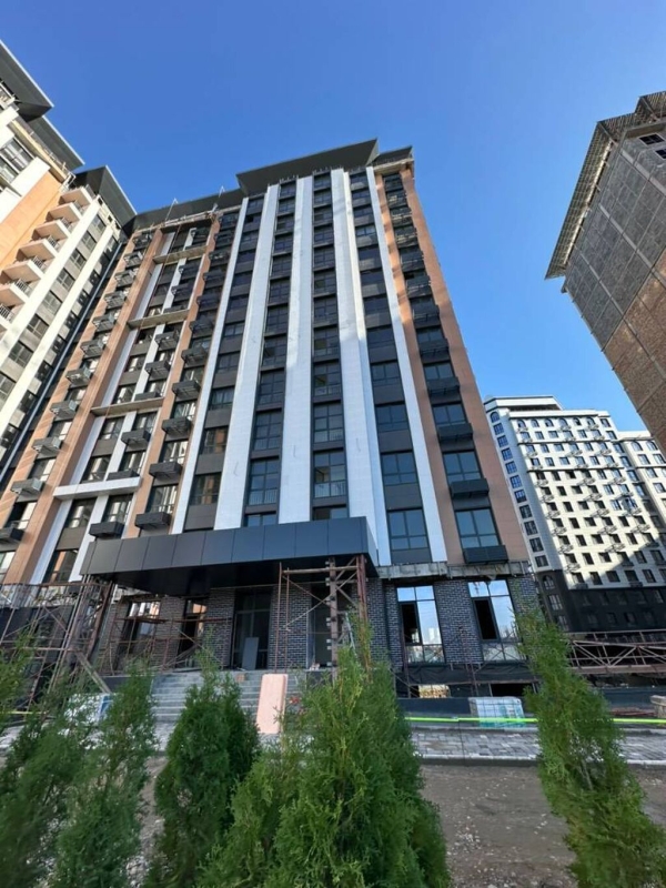 Продаю 1-к квартиру (49 м²) в Бишкеке