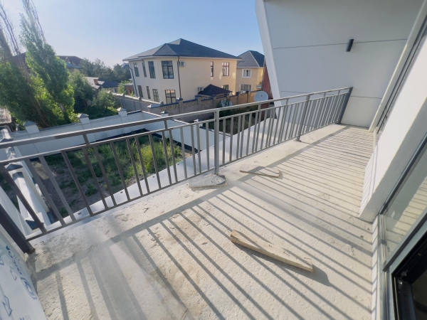 Продаю 4-к дом (170 м²) в Бишкеке