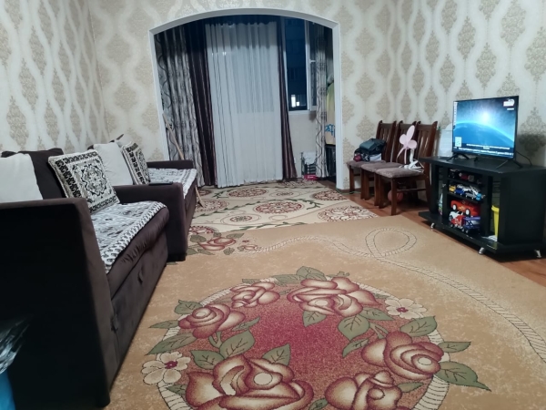 Продаю 2-к квартиру (53 м²) в Бишкеке