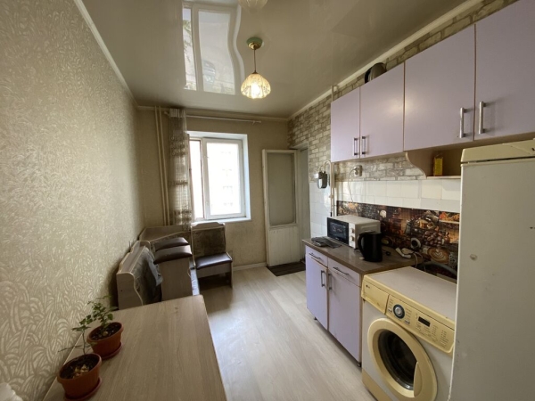 Продаю 3-к квартиру (65 м²) в Бишкеке