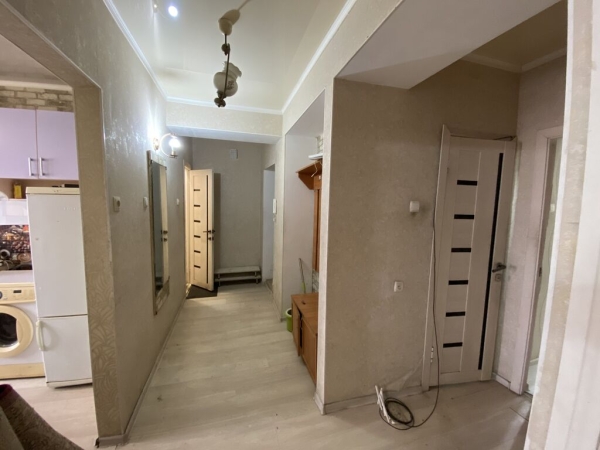 Продаю 3-к квартиру (65 м²) в Бишкеке