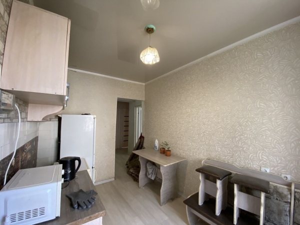 Продаю 3-к квартиру (65 м²) в Бишкеке