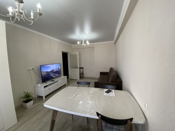 Продаю 1-к квартиру (40 м²) в Бишкеке