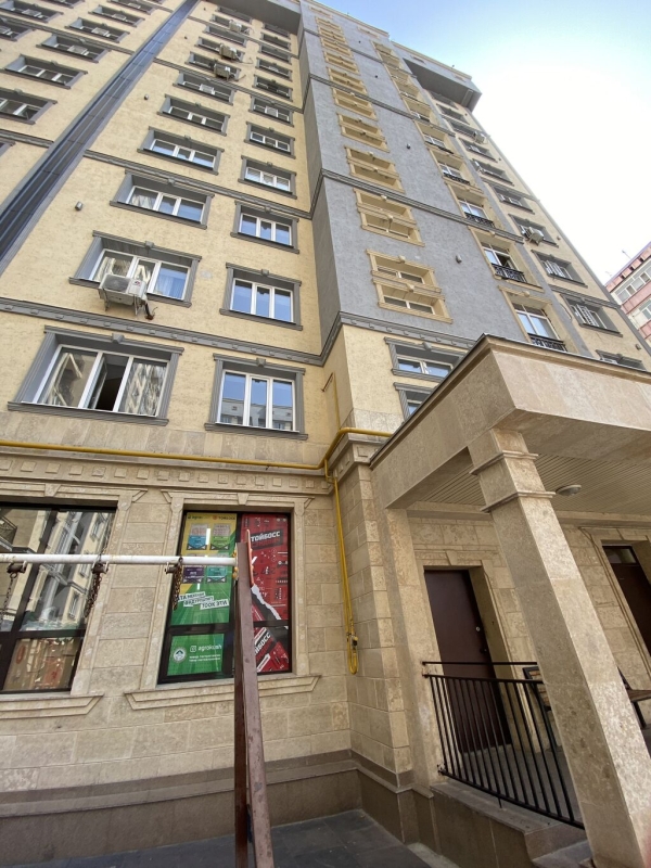 Продаю 1-к квартиру (40 м²) в Бишкеке