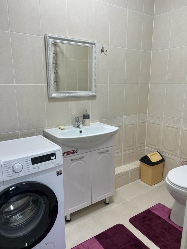 Сдаю 3-к квартиру (90 м²) в Бишкеке