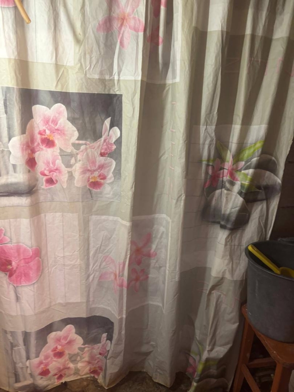 Продаю 3-к квартиру (50 м²) в Бишкеке
