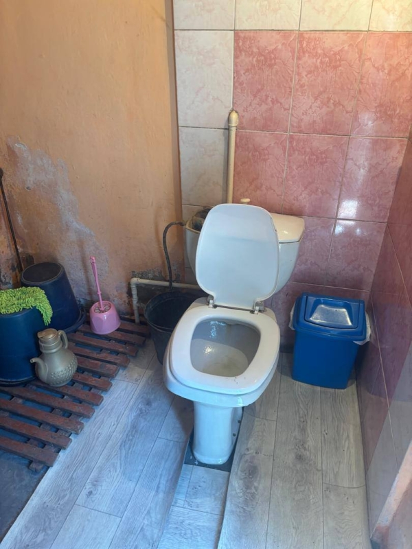 Продаю 3-к квартиру (50 м²) в Бишкеке