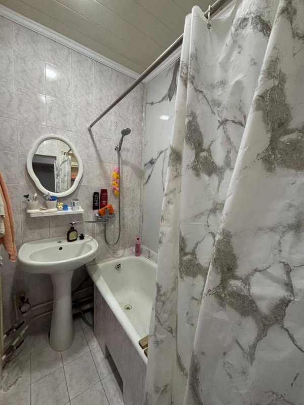 Продаю 3-к квартиру (78 м²) в Бишкеке