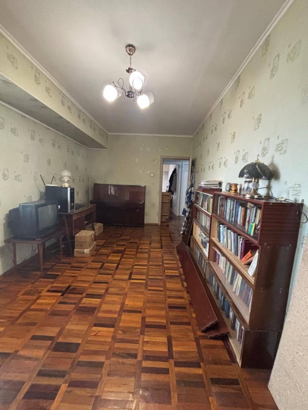 Продаю 3-к квартиру (78 м²) в Бишкеке