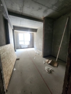 Продаю 1-к квартиру (49 м²) в Бишкеке