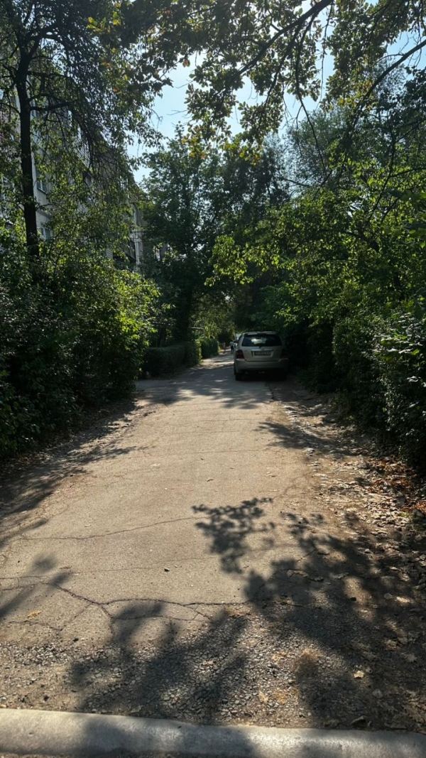 Продаю 3-к квартиру (58 м²) в Бишкеке