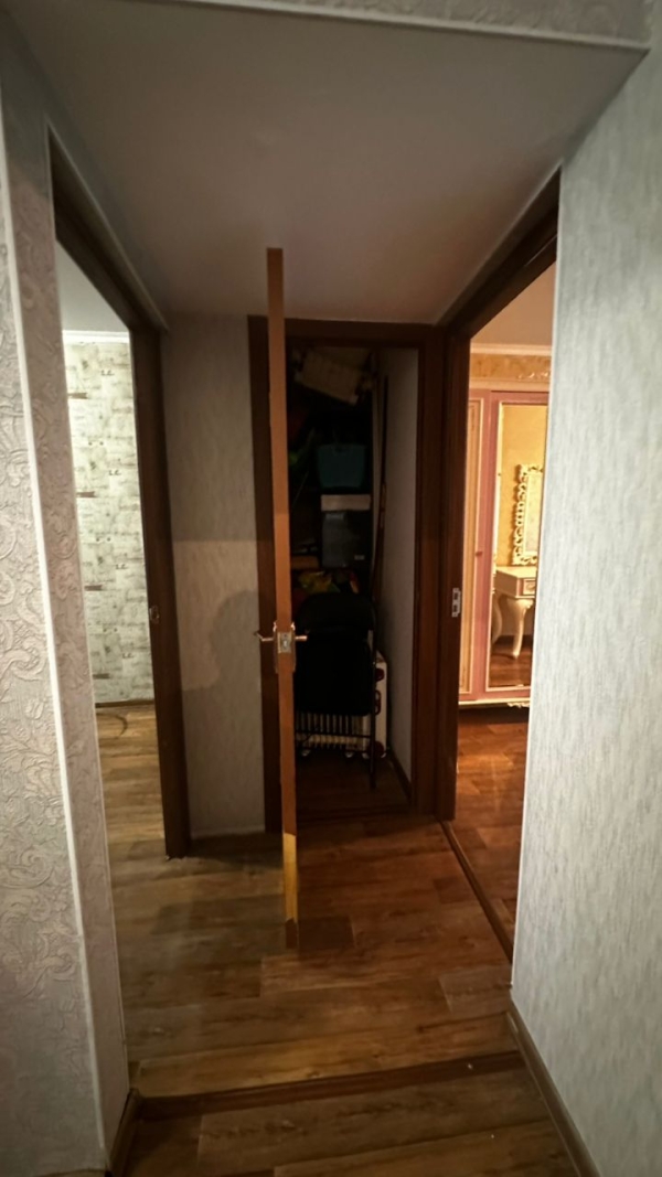 Продаю 3-к квартиру (58 м²) в Бишкеке