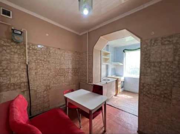 Продаю 2-к квартиру (44 м²) в Бишкеке