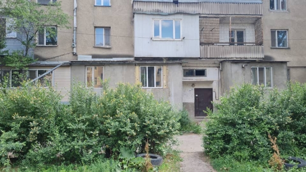 Продаю 2-к квартиру (48 м²) в Бишкеке