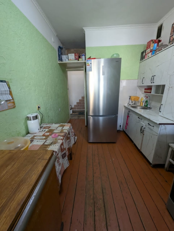 Продаю 2-к квартиру (48 м²) в Бишкеке