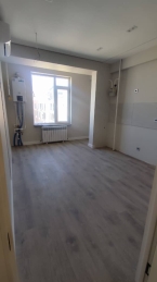 Продаю 1-к квартиру (46 м²) в Бишкеке