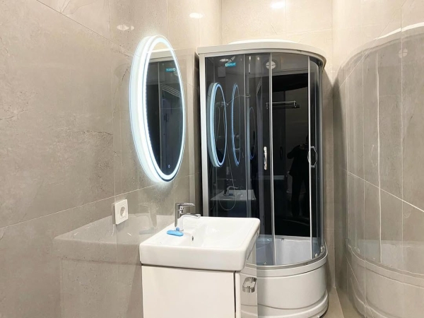 Продаю 3-к квартиру (94 м²) в Бишкеке