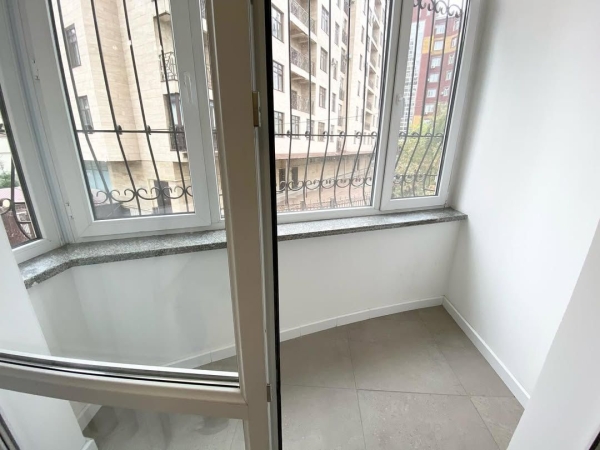 Продаю 3-к квартиру (94 м²) в Бишкеке