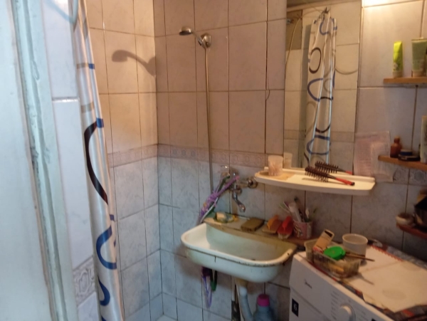 Продаю 3-к дом (59 м²) в Бишкеке