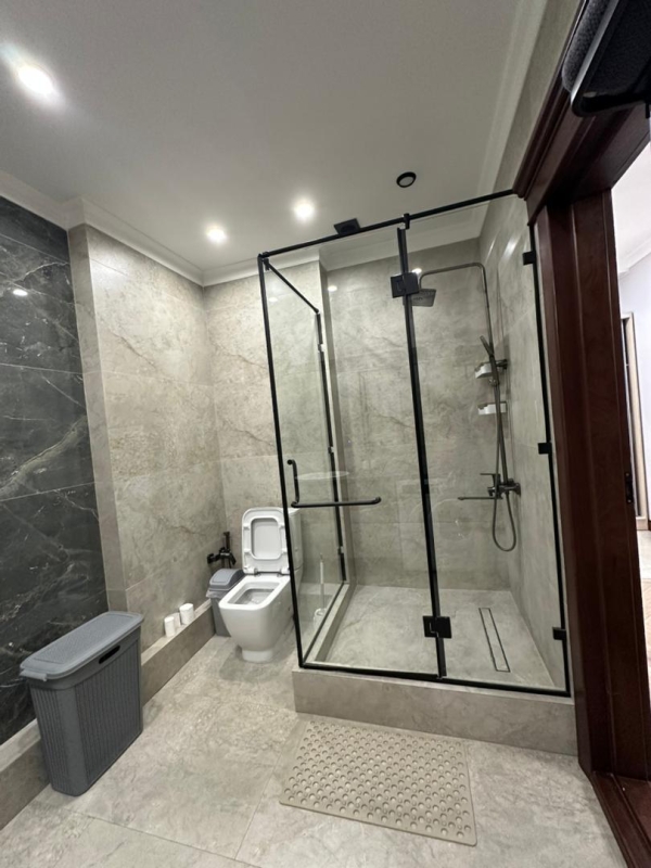 Сдаю 3-к квартиру (145 м²) в Бишкеке