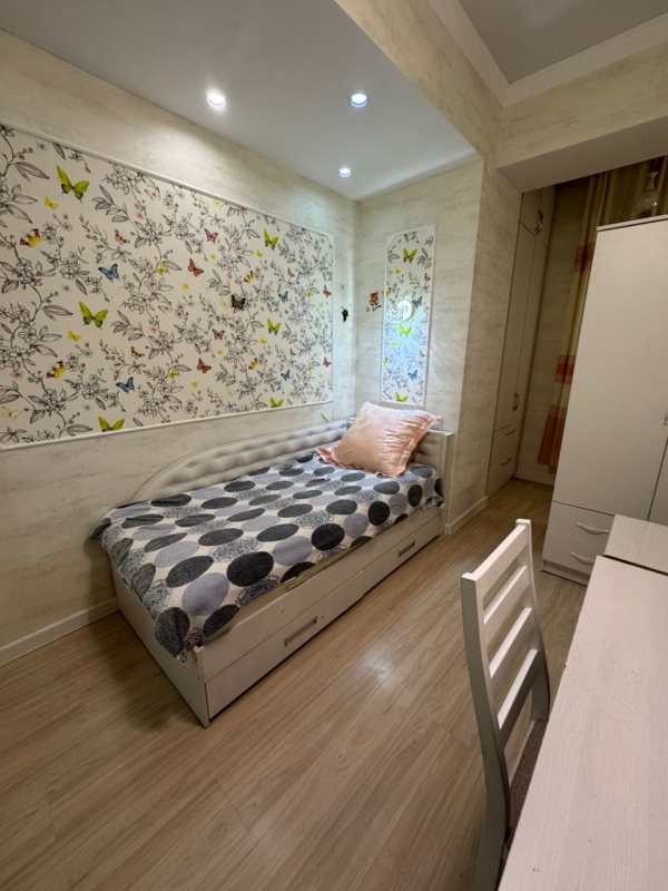 Сдаю 3-к квартиру (74 м²) в Бишкеке