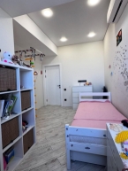 Продаю 3-к квартиру (107 м²) в Бишкеке