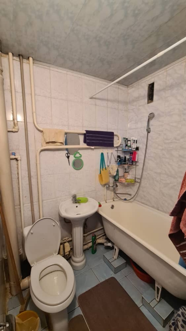 Продаю 2-к квартиру (43 м²) в Бишкеке