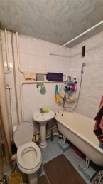 Продаю 2-к квартиру (43 м²) в Бишкеке