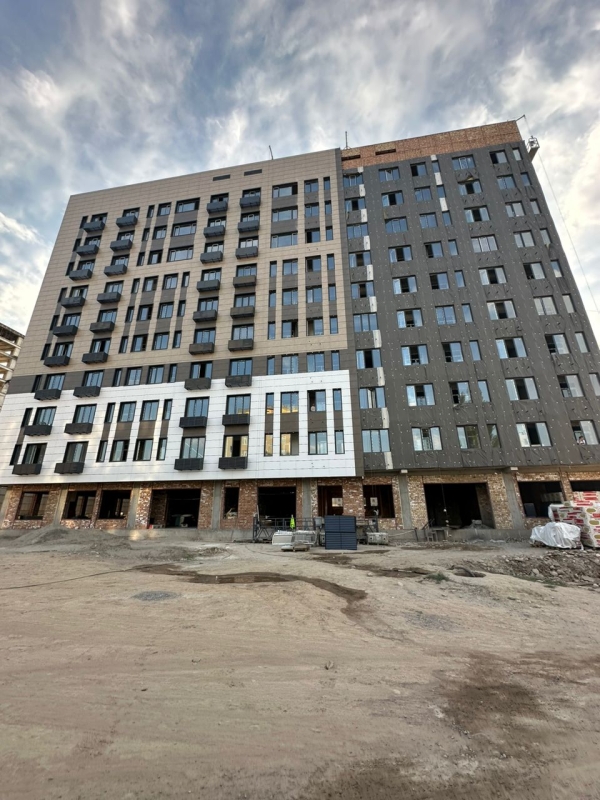 Продаю 3-к квартиру (118 м²) в Бишкеке