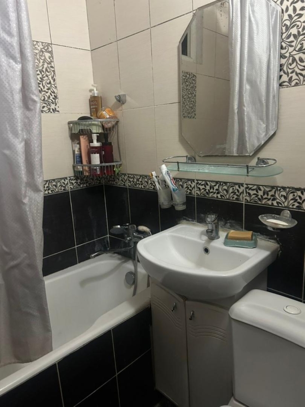 Сдаю 3-к квартиру (56 м²) в Бишкеке