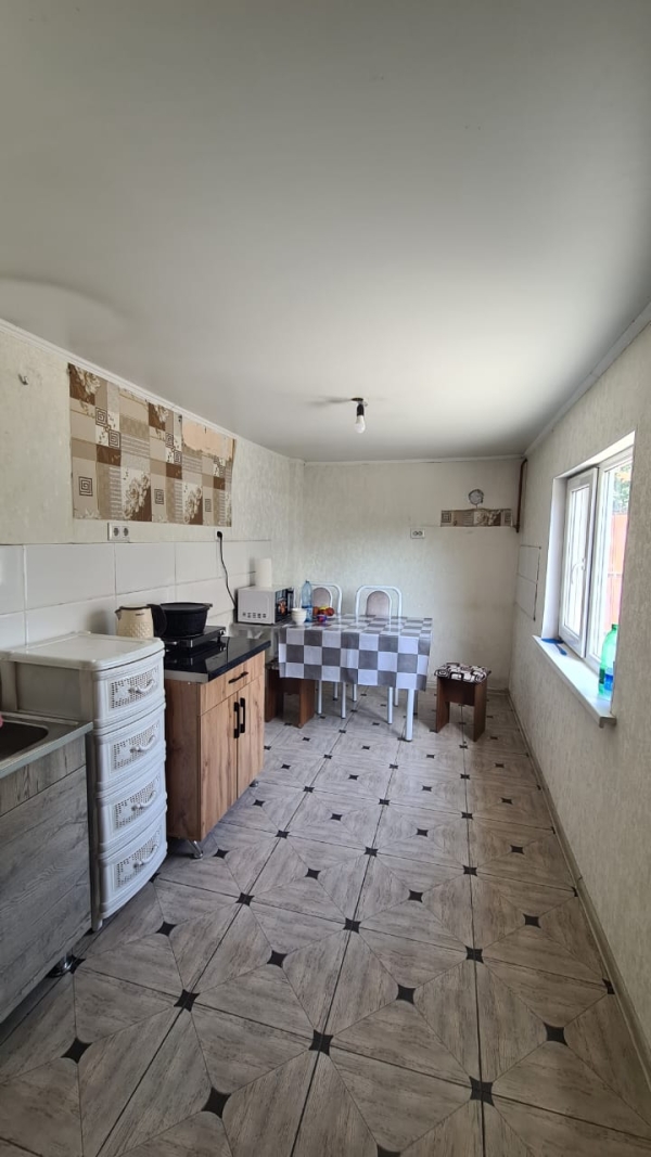 Продаю 3-к дом (78 м²) в Бишкеке