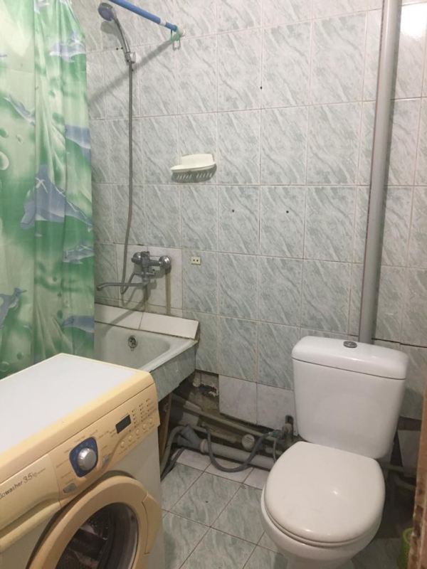Продаю 2-к квартиру (43 м²) в Бишкеке