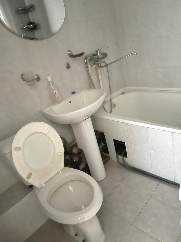 Продаю 1-к квартиру (34 м²) в Бишкеке